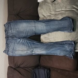 Express Jean's Kingston Classic Fit Regular Rise BootStrap Cut